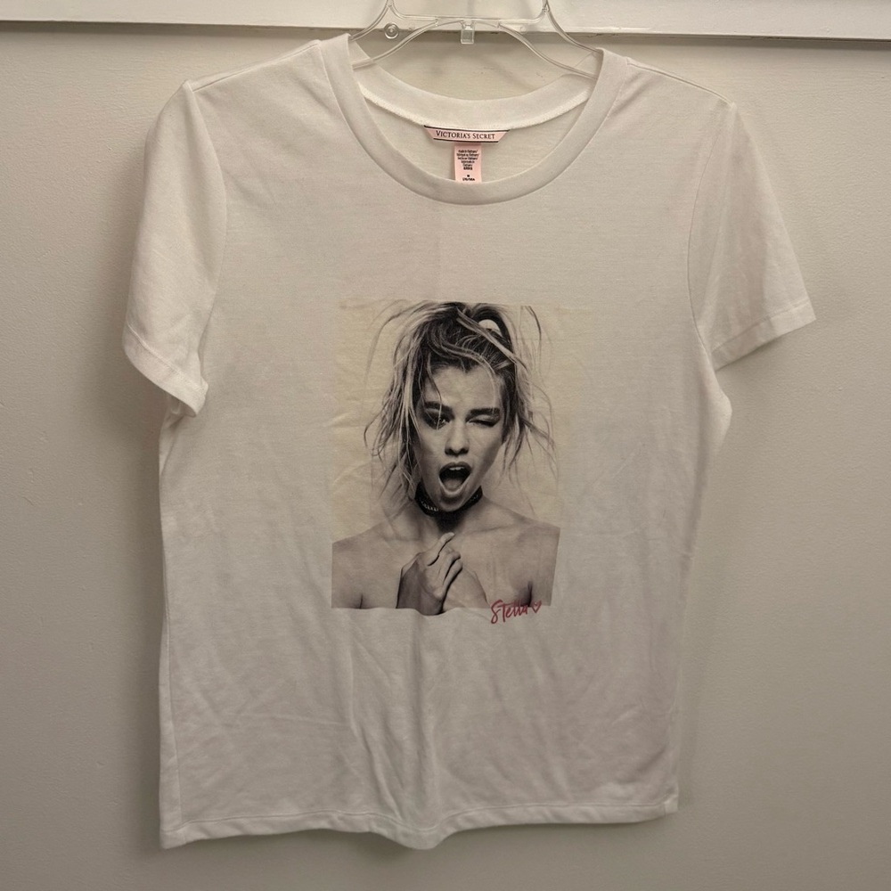 Victoria's Secret White Graphic ‘Stella’ Pajama Tee